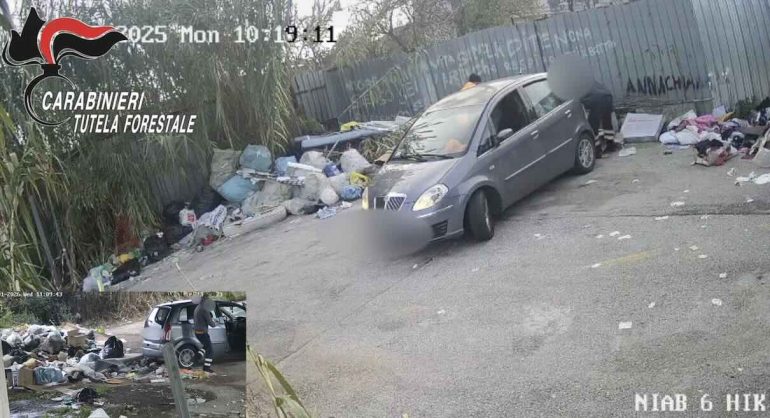 Rifiuti tossici scaricati a Giugliano: due operatori ecologici agli arresti domiciliari