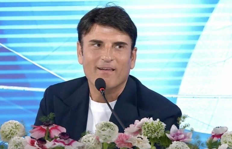 Sal Da Vinci: «Ho vinto partendo dal basso. Dedico la vittoria a Geolier».