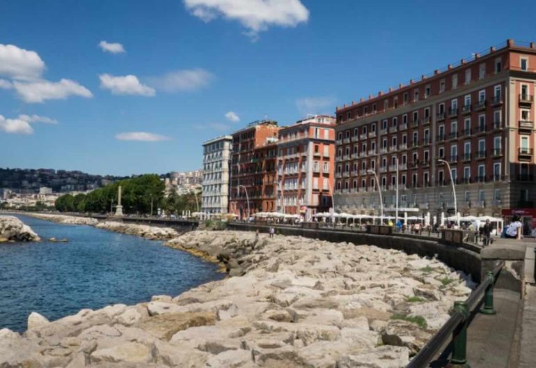 Sorrentino: «Restituire il mare ai napoletani è un dovere»