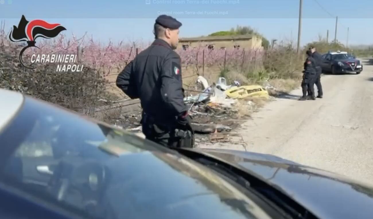 I controlli dei carabinieri in Terra dei Fuochi