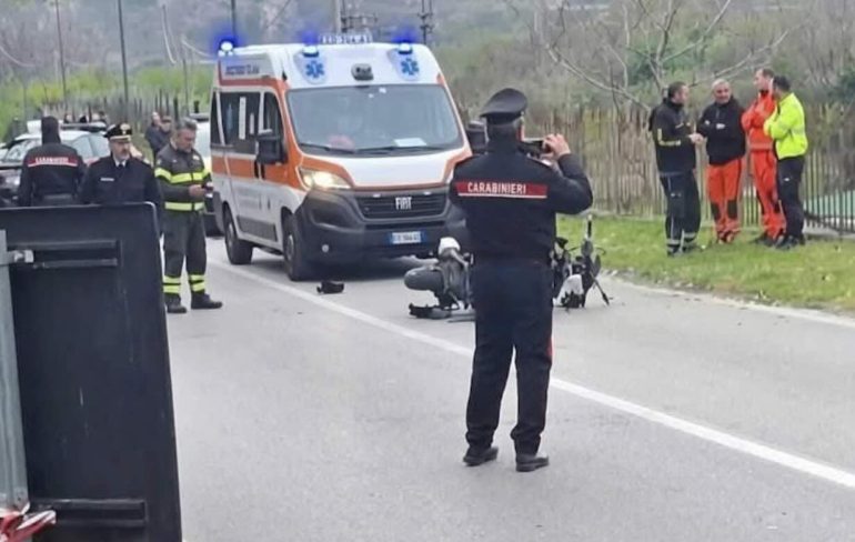 Tragedia a Roccapiemonte: muore giovane centauro di 17 anni