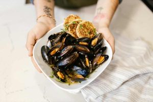 Calo vendite di cozze e vongole in Campania, Unci: «Timori infondati»