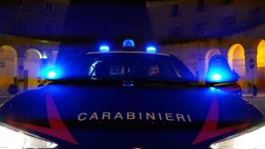 Aggressione nel Casertano, 44enne sfregiato al volto: due arresti