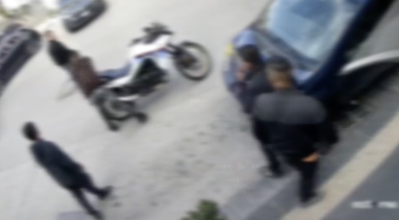 Agghiacciante agguato a Mugnano: un incensurato colpito sotto le telecamere