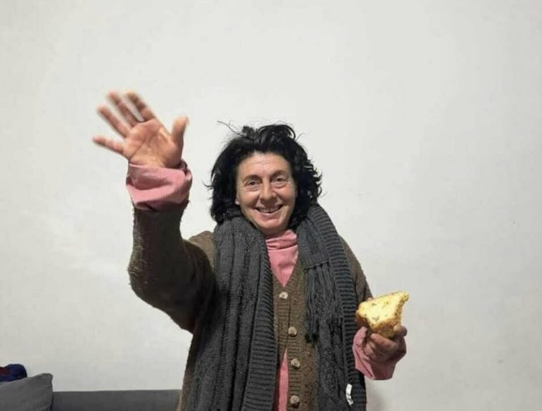 Angela è tornata a casa