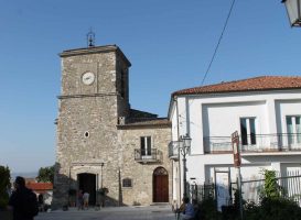 Avellino, furto milionario nella cattedrale di Trevico: rubati l’oro del Patrono e gli ex voto