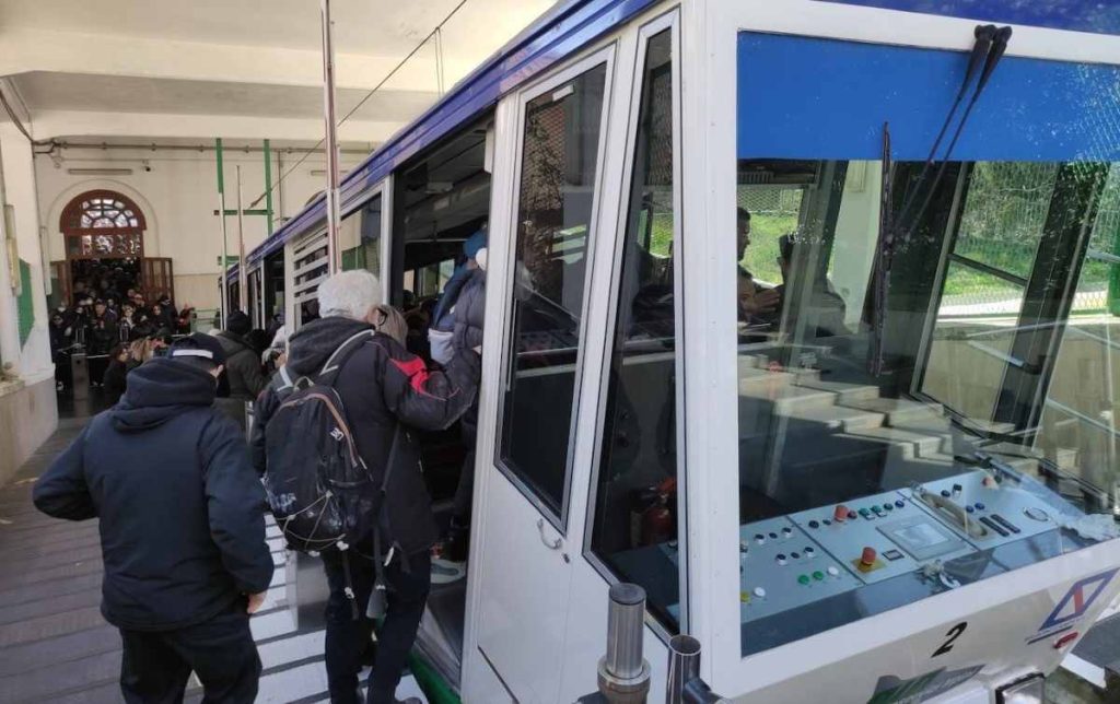 Avellino, riapre domani la funicolare di Montevergine