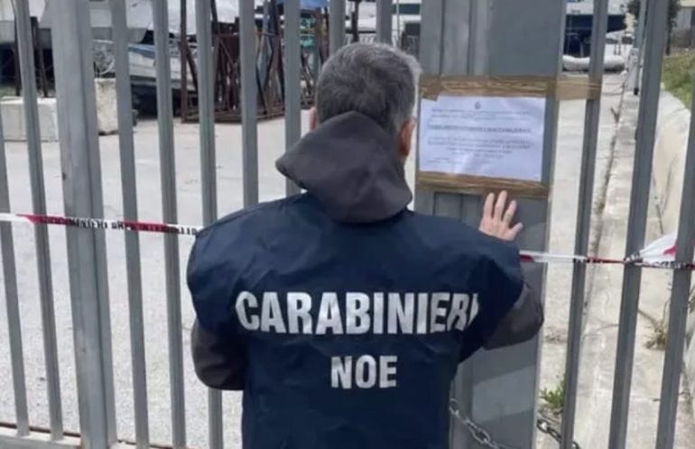 Castellammare. sequestrato cantiere navale abusivo