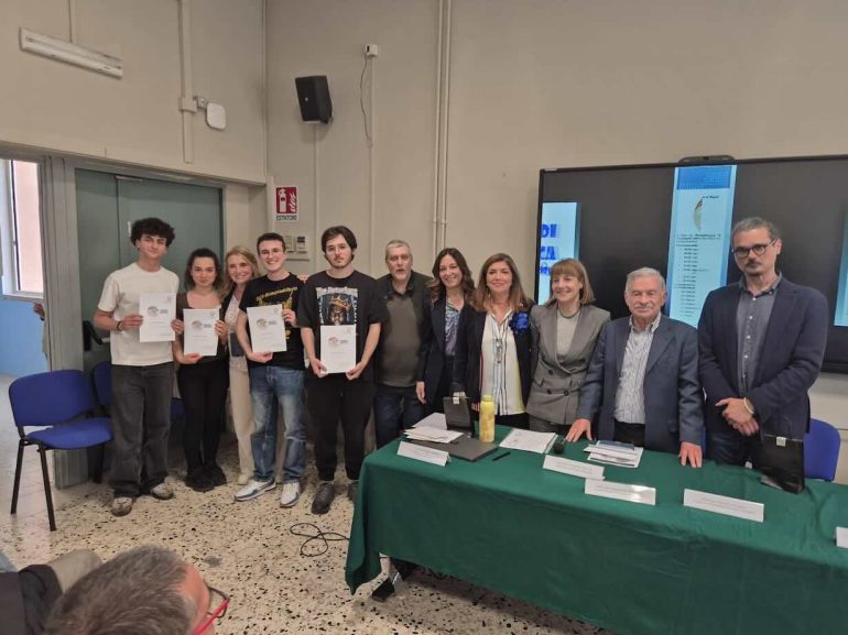 Nella foto, un particolare della vicenda.