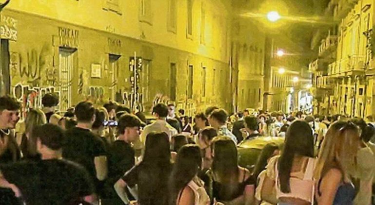 Nella foto, un particolare della vicenda.