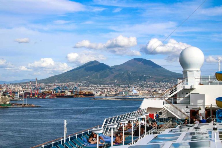 Cosa fare a Napoli almeno una volta nella vita: esperienze uniche da vivere