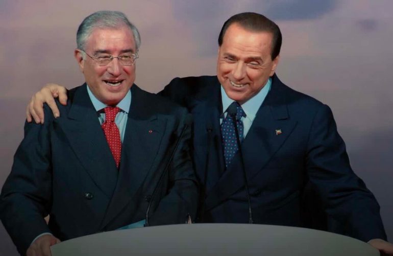Dell’Utri a processo per i 42 milioni di Berlusconi: rinvio a giudizio anche per la moglie