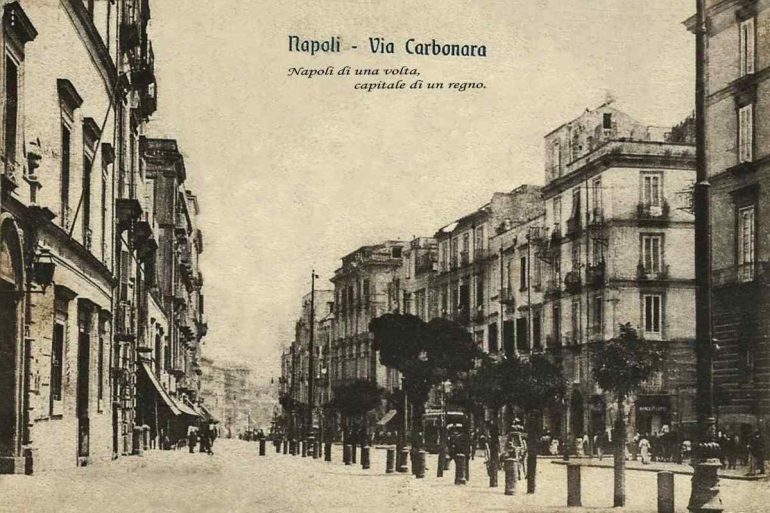 La Napoli d’altri tempi nelle foto storiche: immagini che raccontano la città