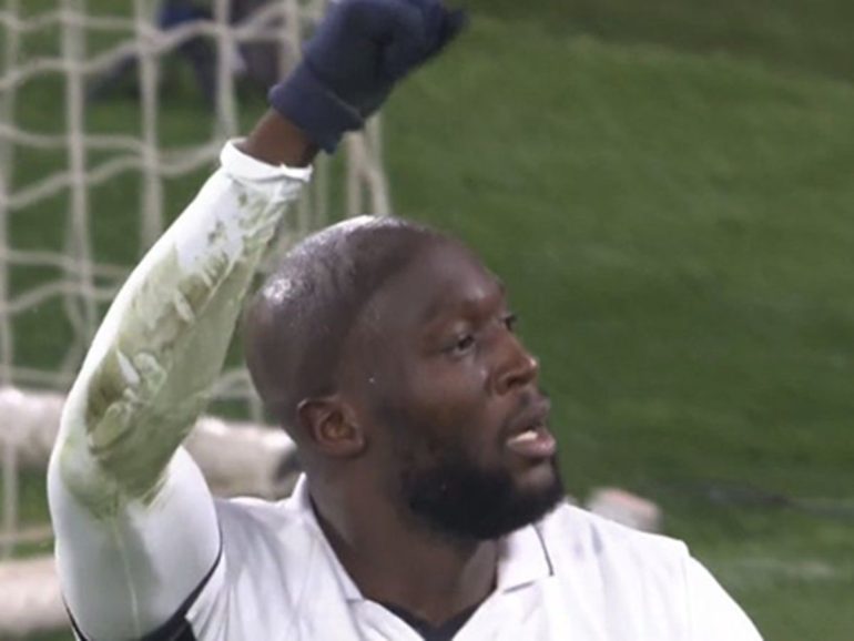 Lukaku-Napoli, è rottura totale: «fuga» in Belgio e i bookie lo spingono verso Arabia e Milan