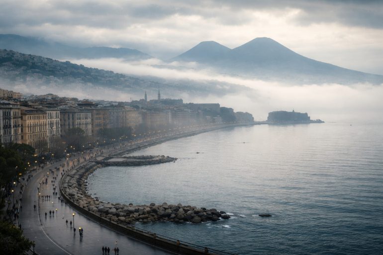 Meteo Campania: nebbia su Napoli e Caserta, cieli coperti in provincia; temperature fino a 21° oggi 10/04/2026