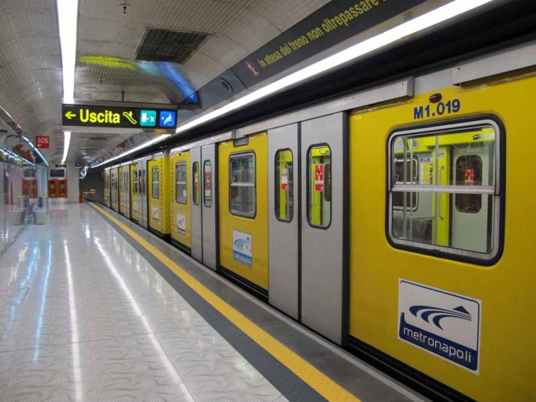 Concerti al Maradona, scatta il piano trasporti: treni straordinari della Linea 2 per tutto giugno
