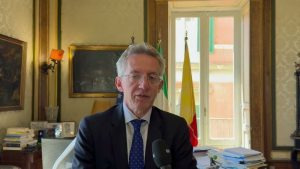 Movida a Napoli, Manfredi frena sulle polemiche: «Siamo vicini a una convergenza sulla delibera»