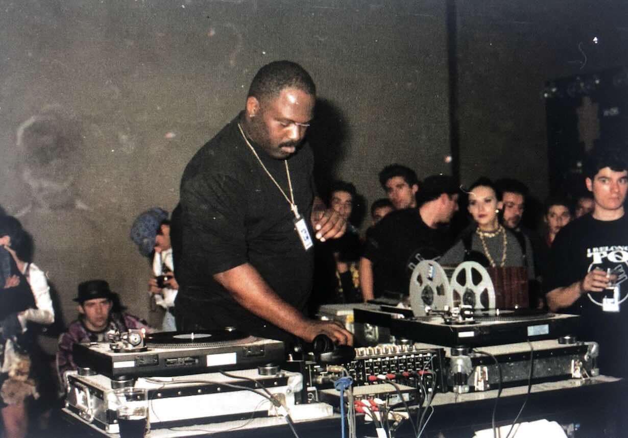 Napoli in festa: il tributo emozionante a Frankie Knuckles con David Morales nel cuore del clubbing