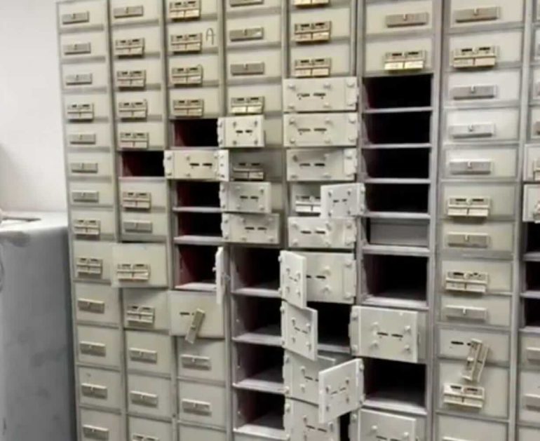 Napoli, colpo alle cassette di sicurezza: cosa fare per ottenere il risarcimento