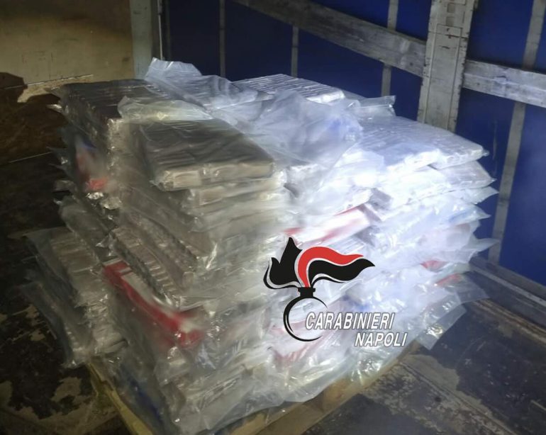 Il carico di stupefacenti sequestrato