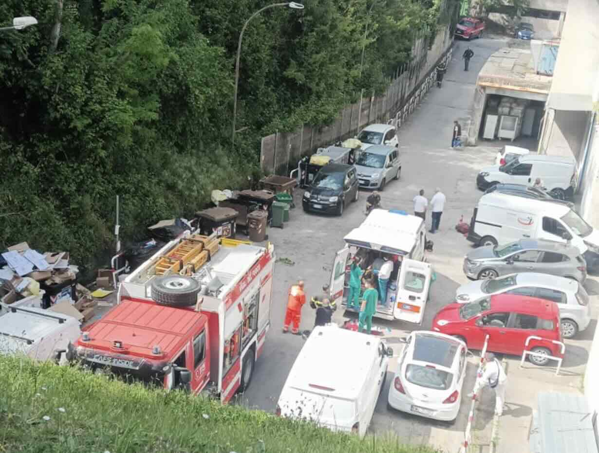 Napoli sotto shock: disperso dal Cotugno salvato nel bosco del Policlinico dopo caduta