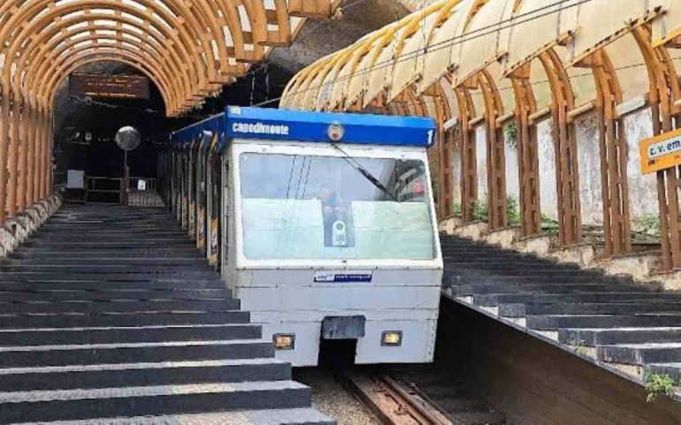 Lavori alla funicolare di Montesanto, modifiche al traffico in via Morghen fino al 31 luglio