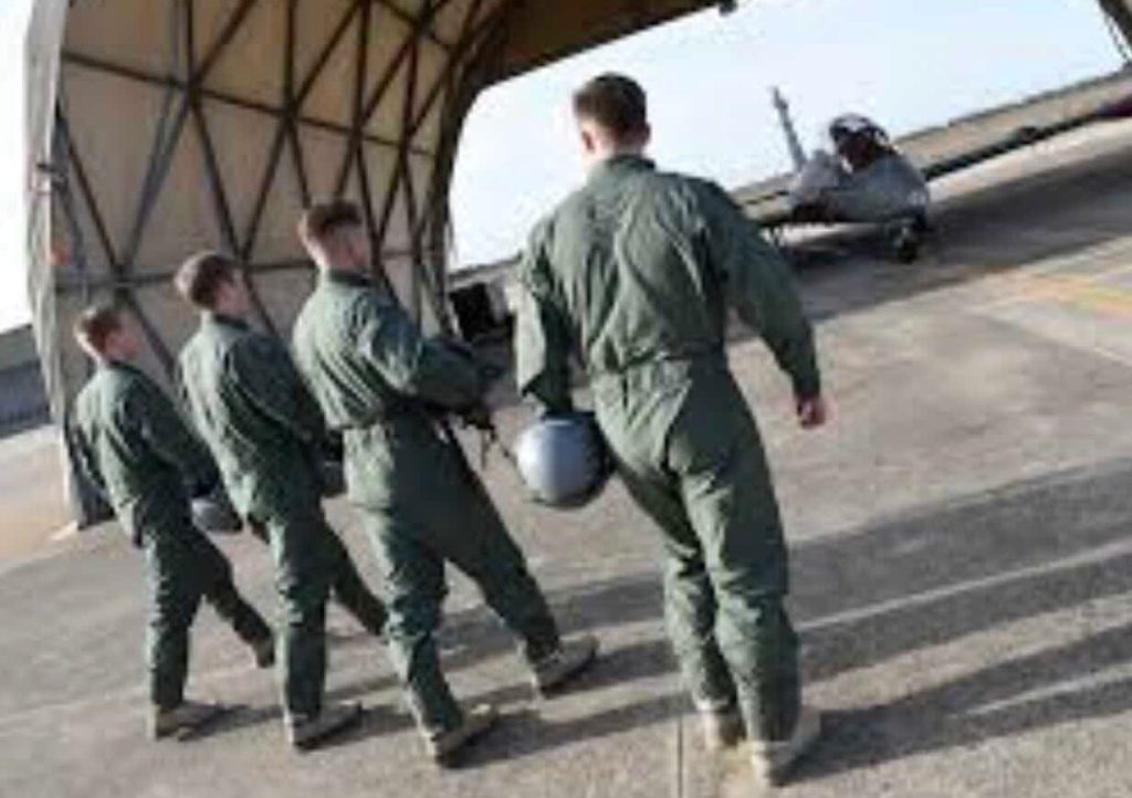 Orfani di maresciallo Aeronautica a Napoli vincono in Cassazione sull’amianto