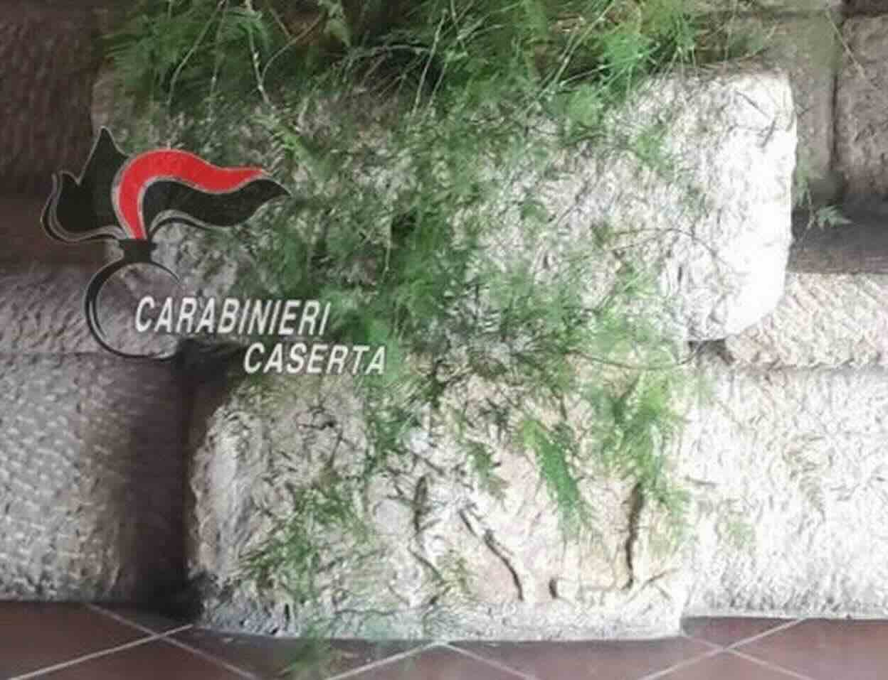 Scoperta shock a Pietravairano: un sarcofago romano nel muro di un ristorante!