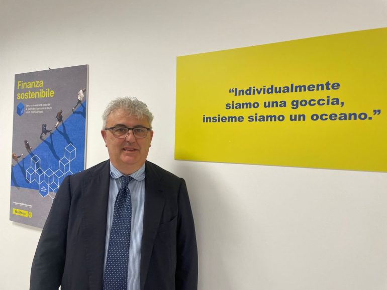 Poste Italiane, pioggia di Stelle al Merito: premiati 13 dipendenti campani