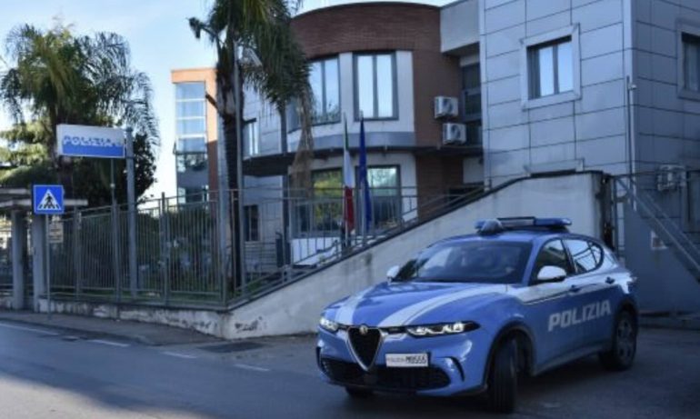 Il commissariato di Frattamaggiore