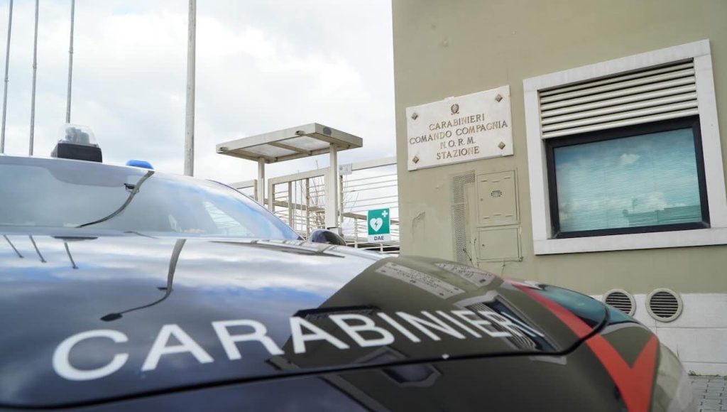 Truffa agli anziani con il finto carabiniere: identificata e denunciata una donna