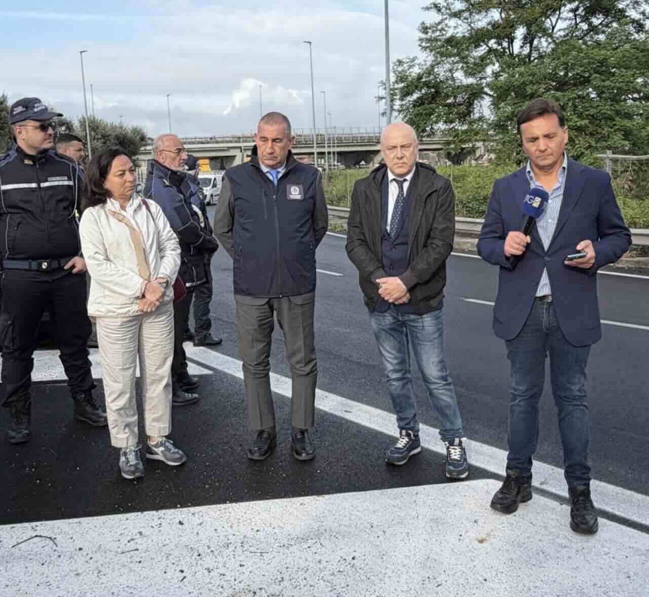 Arzano, via alla bonifica della galleria dei veleni: ruspe in azione dopo l’inchiesta di Giuseppe Bianco