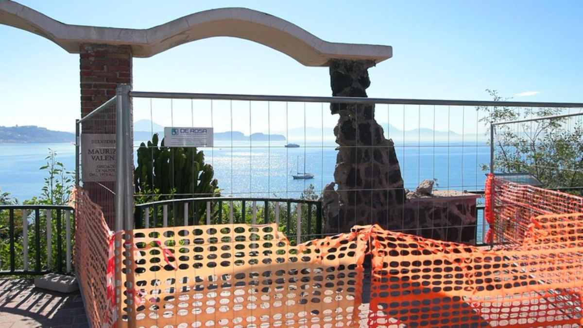 Emergenza Campi Flegrei: il sindaco di Bacoli promette il ripristino dell’arco del Belvedere