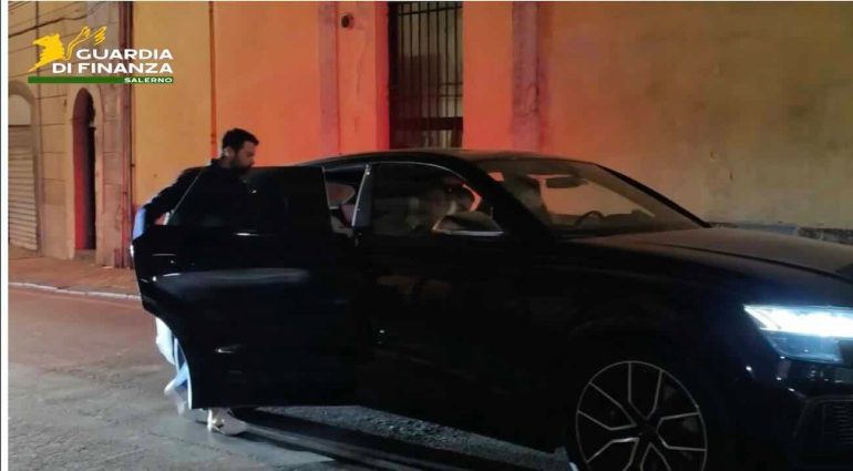 Cocaina dal Sud America al porto di Salerno: otto arresti e 180 chili sequestrati
