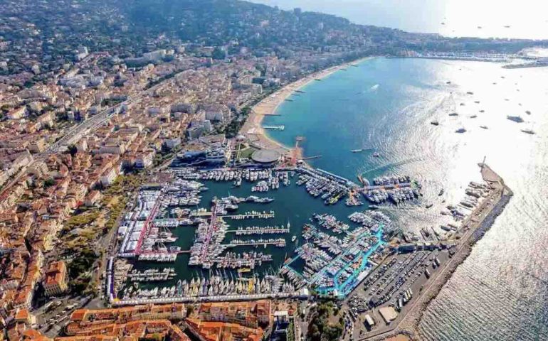Colpo da 200mila euro sventato a Cannes: tre arresti tra Napoli e Casoria