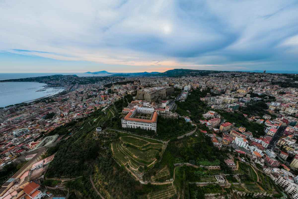Cosa fare al Vomero nel weekend: idee tra panorami, passeggiate e vita di quartiere