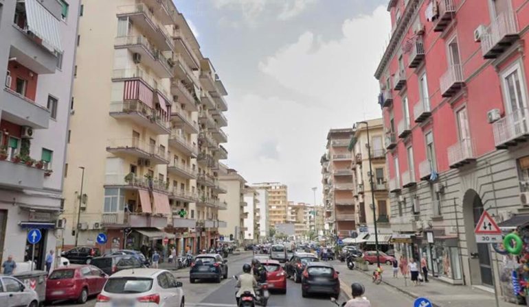 Fuorigrotta: aggredisce gli agenti dopo un incidentde, condannato a un anno