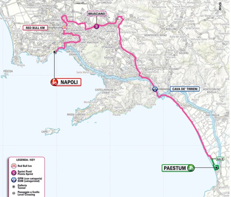 Il Giro d’Italia torna a Napoli: 2,2 milioni per strade e sicurezza in vista della tappa del 14 maggio