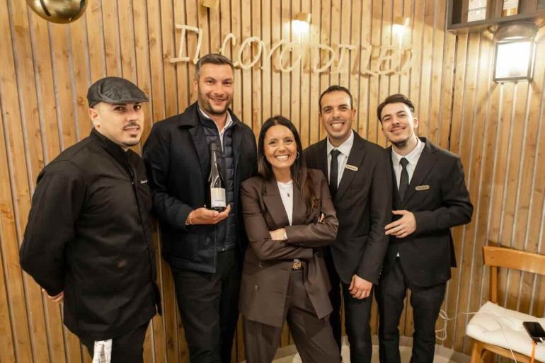 Ai piedi dell’Arco di Cuma, il sapore autentico della Campania torna protagonista