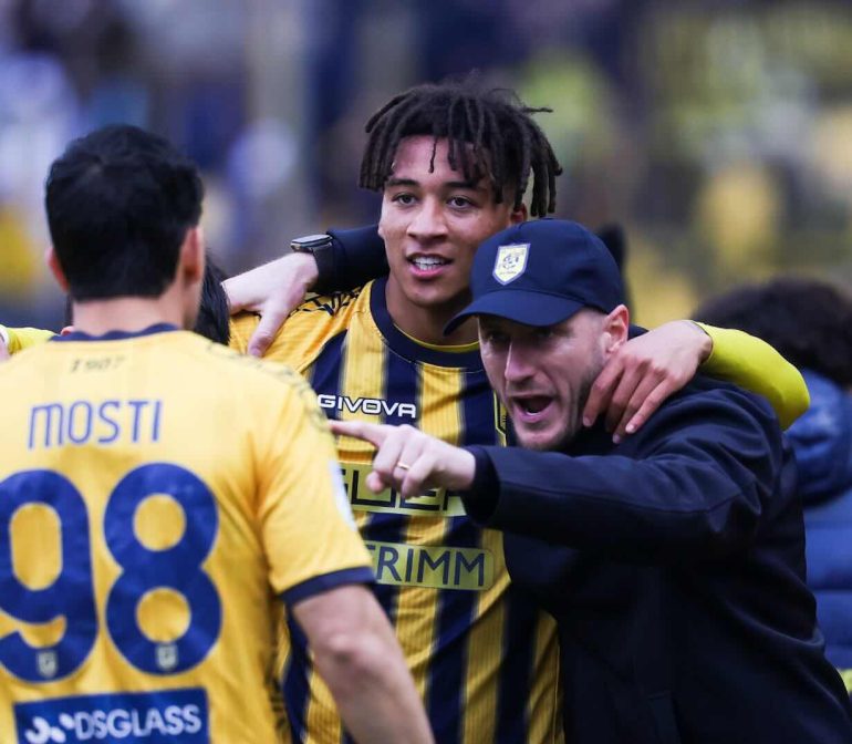 Impresa Juve Stabia: una rovesciata di Zeroli all’86’ gela Modena e vale la semifinale playoff