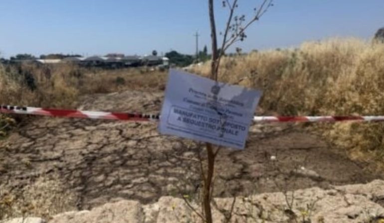Lagone abusivo sequestrato a Capaccio Paestum: due denunciati per rischio ambientale