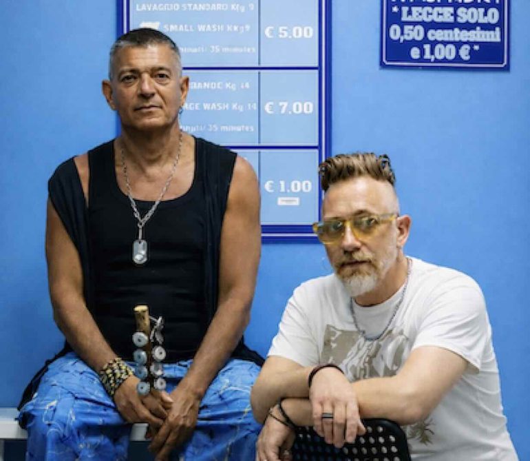 Maurizio Capone rinasce con ‘Bagaria’: la parlesia rivive in una canzone clandestina