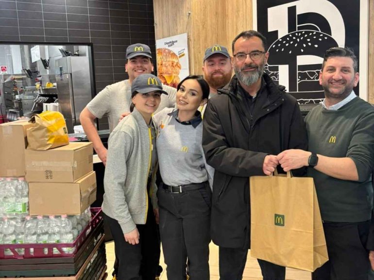 McDonald’s e Banco Alimentare insieme per Napoli: donati oltre 1300 pasti caldi a settimana