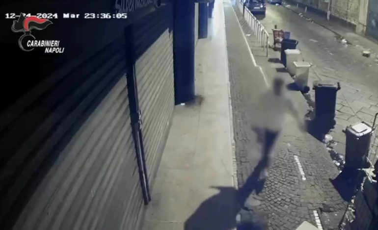 Napoli, risolto il caso della caserma Borgoloreto: un video e i social incastrano il pistolero