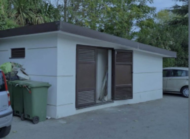 Pompei, abusi edilizi vicino agli scavi: abbattuta casa, garage e palestra