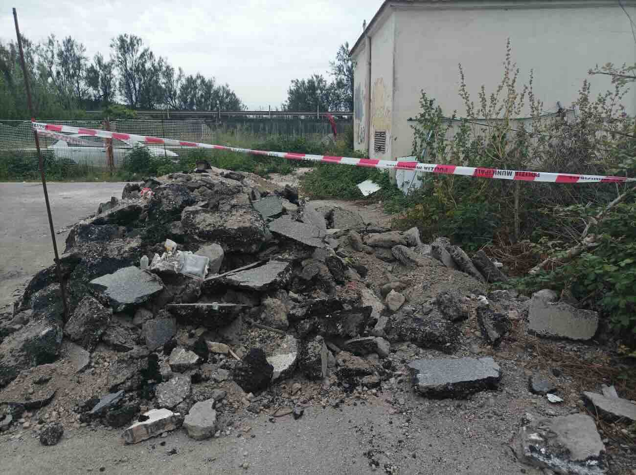 Shock a Pozzuoli: scoperta discarica abusiva, sequestrata area e denunciato titolare