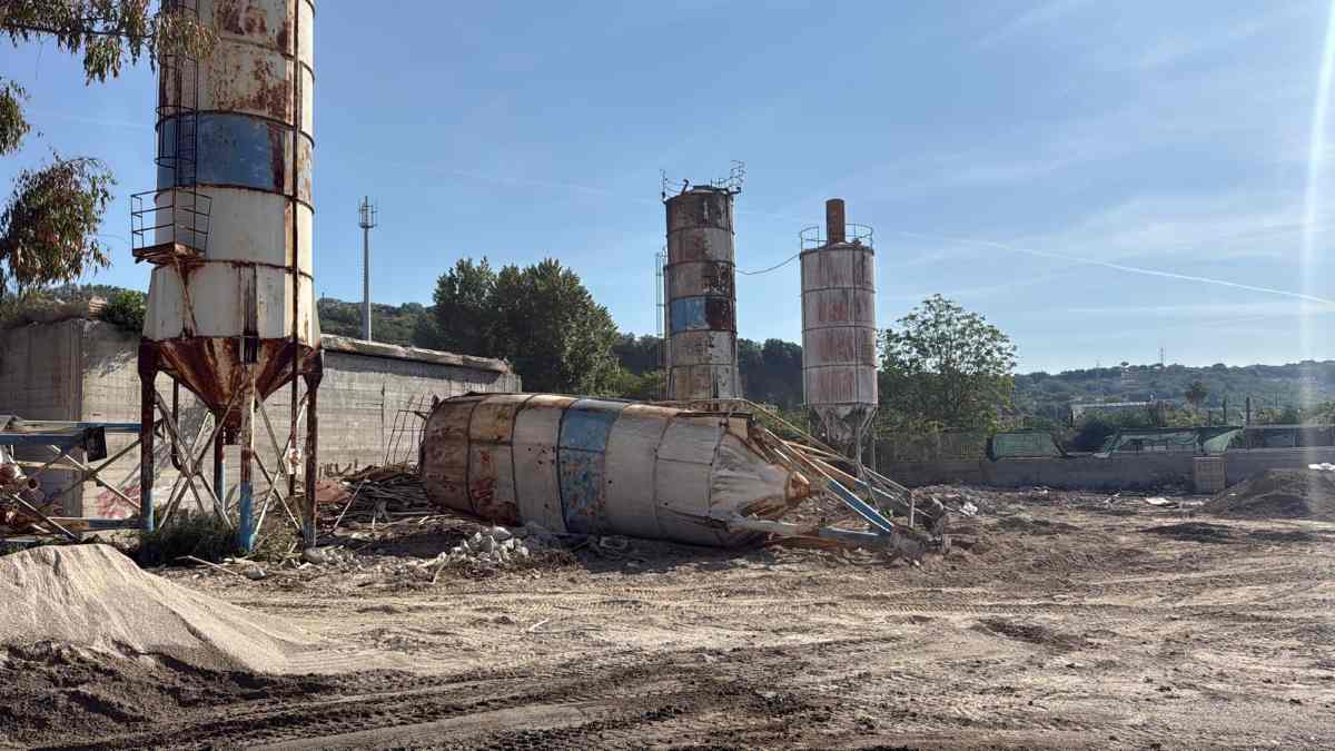 Silos ex cementificio abbattuti a Quarto: dalla camorra nasce un centro polivalente con fondi Pnrr!
