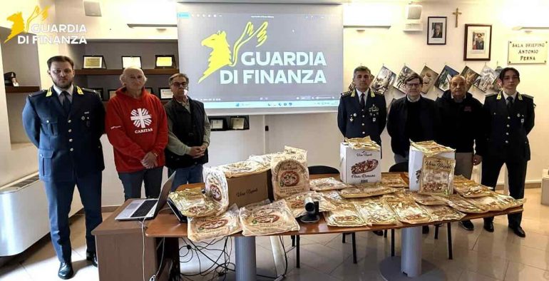 Sequestrate 5mila pizze e pinse precotte con falso «Made in Italy»
