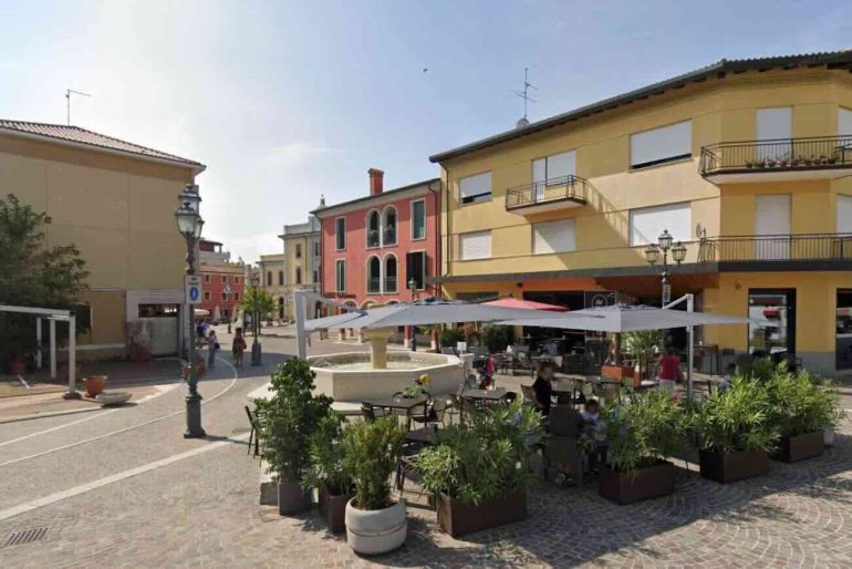 17enne uccide la zia a coltellate e getta il cadavere nel fiume
