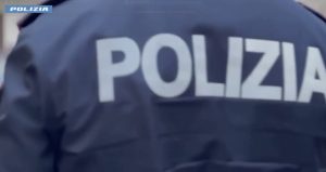 Salerno, due rapine in poche ore a Pastena: arrestati un uomo e una donna